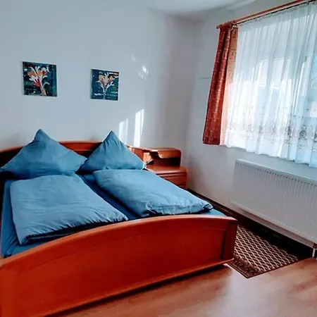 Rosen Und Rosse Apartment
