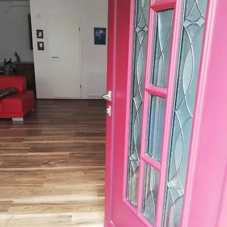 Rosen Und Rosse Apartment